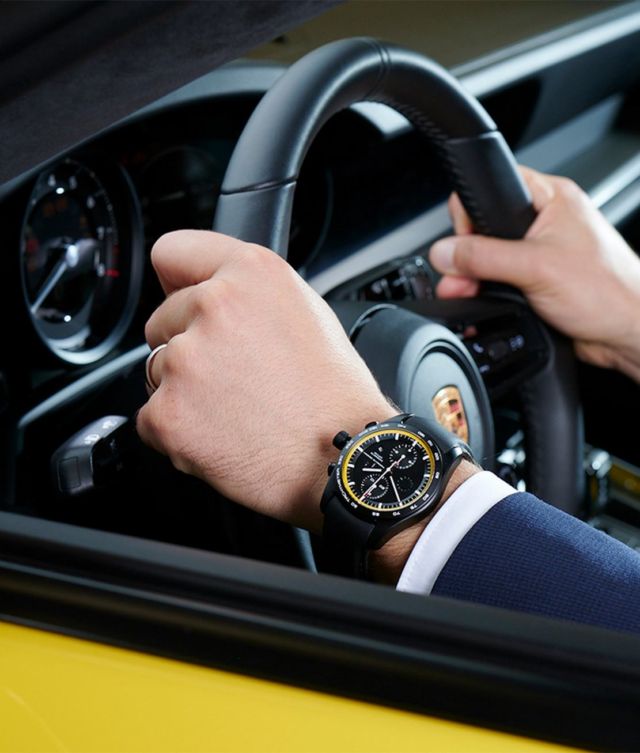 Porsche custom builds your Watch (3)