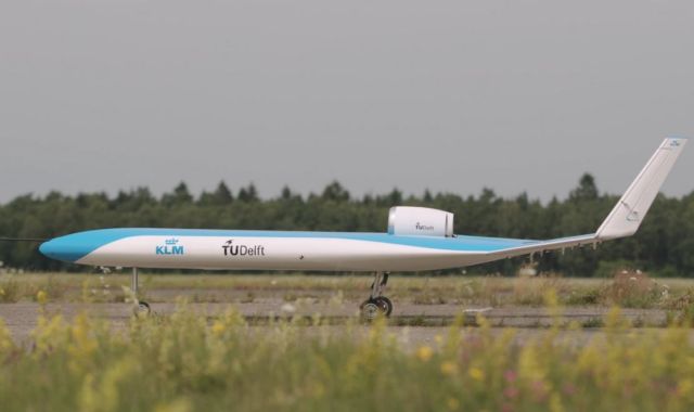 First flight of the scaled model TU Delft Flying V 3