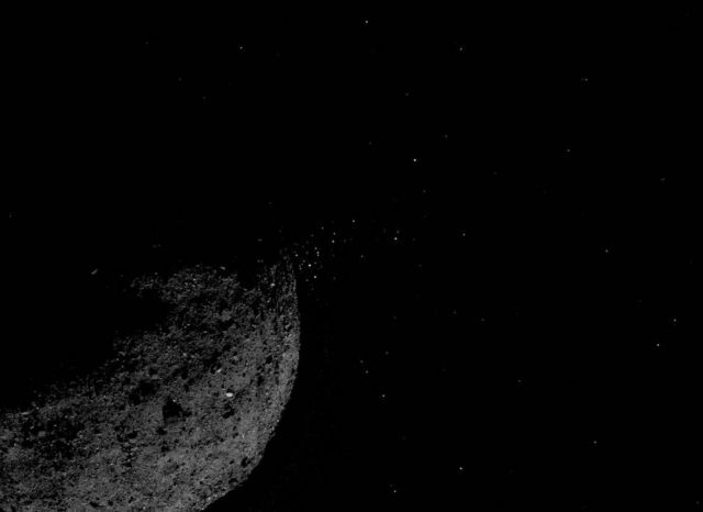 OSIRIS-REx spacecraft touched asteroid Bennu (1)