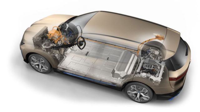 BMW iX electric crossover (2)