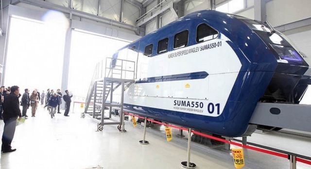 Hyper Tube train test model reached a speed of 1,000km/h