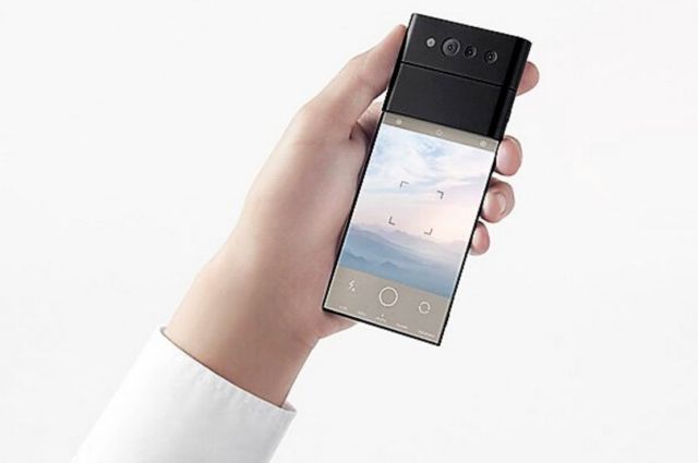 Nendo credit card-sized phone unfolds into three screens (5)