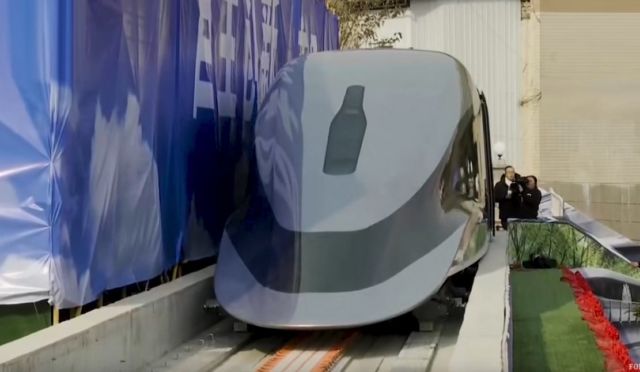 China's new Maglev Train will travel at 620km/h