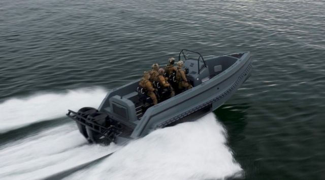 Iguana Pro Interceptor amphibious craft (2)