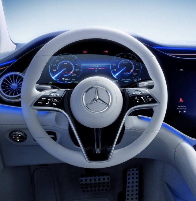 Mercedes-Benz's EQS will offer a 56-inch ‘Hyperscreen’ dash | WordlessTech