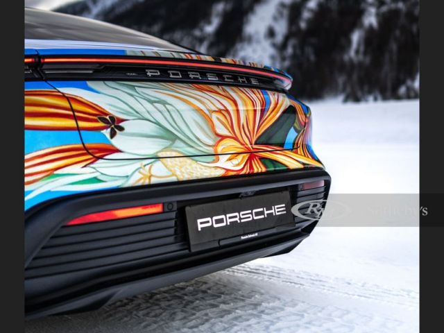 Porsche Taycan 4S Artcar (4)