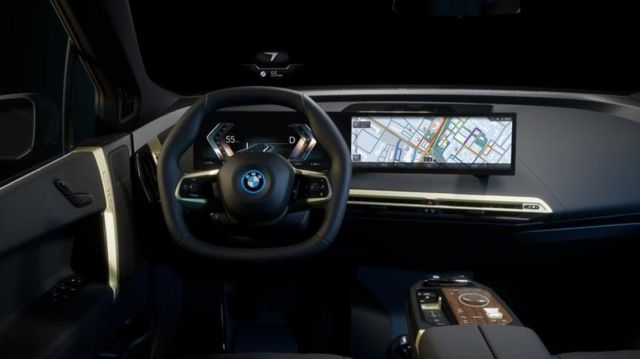 The New BMW iDrive 8 (8)