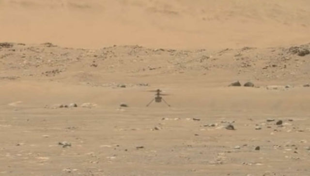 First Video of Ingenuity Mars Helicopter in Flight