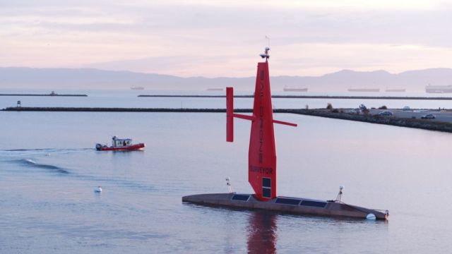 Autonomous Saildrone (1)