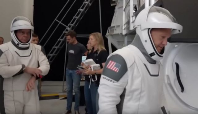 What makes SpaceX's Suits so good (4)