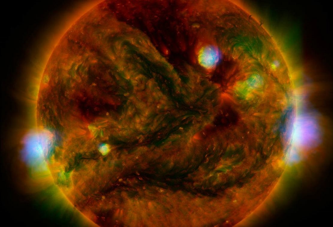A stunning mosaic image of our Sun