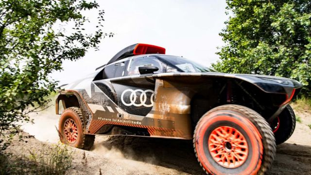 Audi RS Q e-tron Rally car | WordlessTech