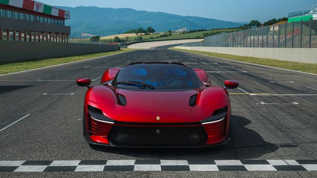 Ferrari Daytona SP3 (12)