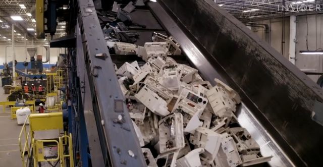 How 6 Million Pounds of Electronic Waste gets Recycled a month