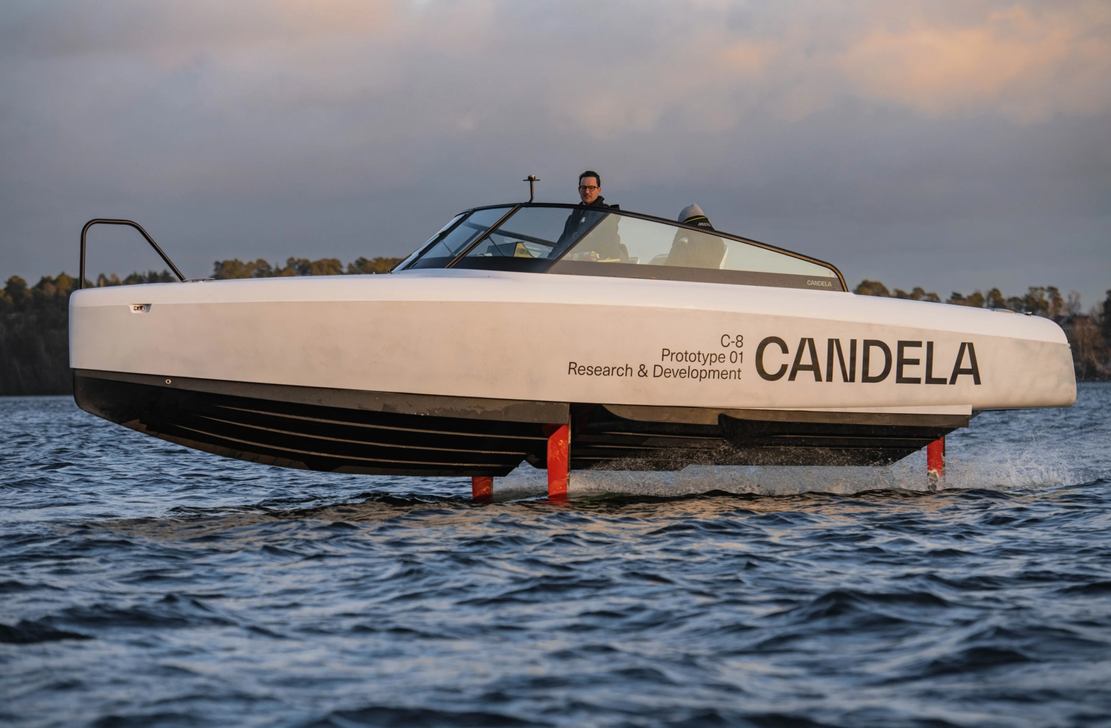 Hydrofoiling Candela C-8 electric boat (6)