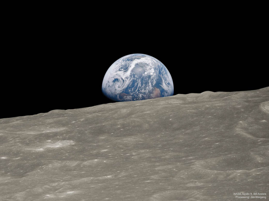 Historic Image 'Earthrise 1' Remastered