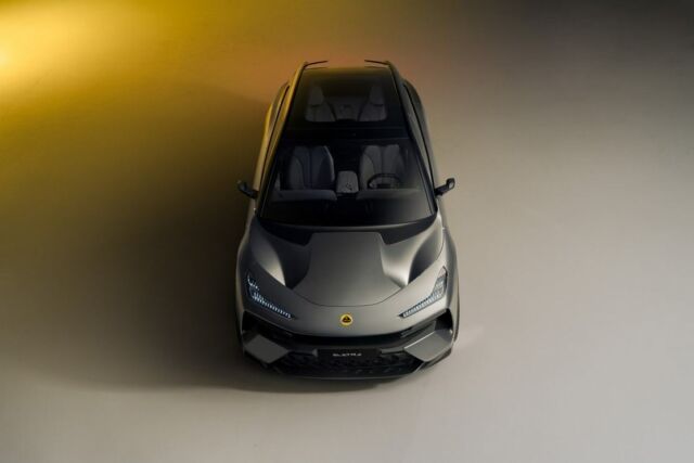 Lotus Eletre world’s first electric performance SUV (11)