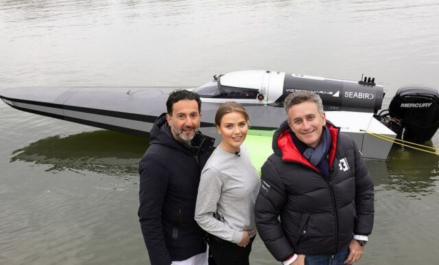 E1 Series world's first all-electric Raceboat (1)