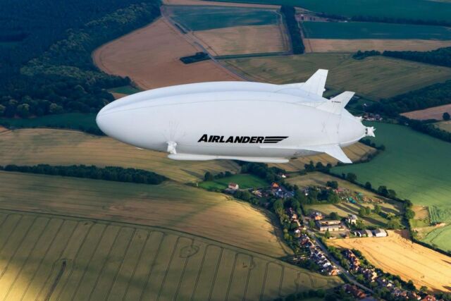 Air Nostrum reserves ten Airlander 10 aircraft (3)