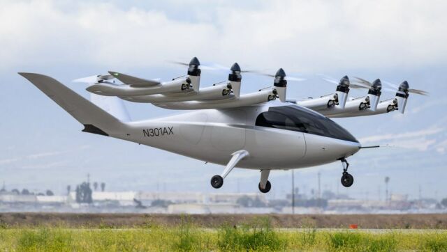 Archer shows off its eVTOL Air Taxi service 2