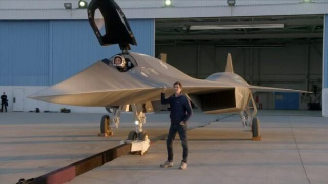 Top Gun- Maverick's Darkstar aircraft behind-the-scenes video (3)