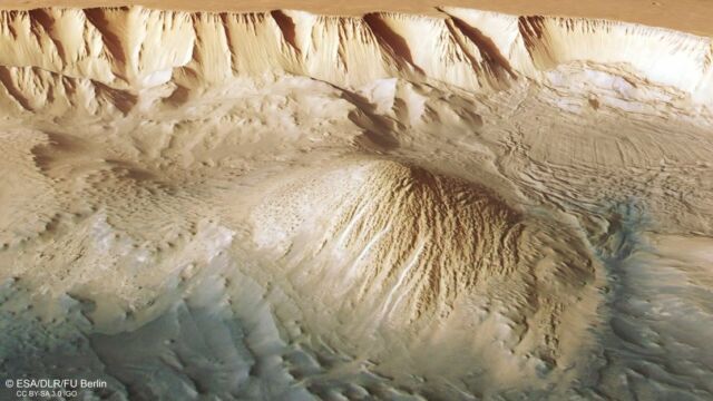 Solar System's Biggest Canyon