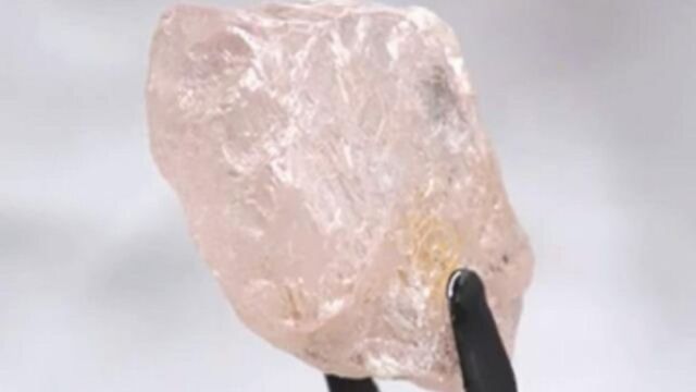 Lulo Rose 170-Carat Pink Diamond 