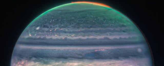 Webb Telescope sees Jupiter's Glowing Auroras