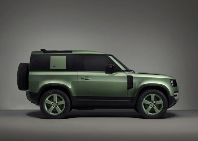 Land Rover Defender 75th Limited Edition SUV (4)