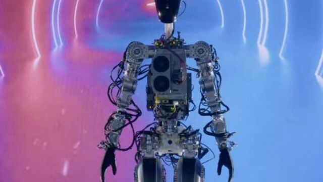 Tesla's AI robot Optimus (3)
