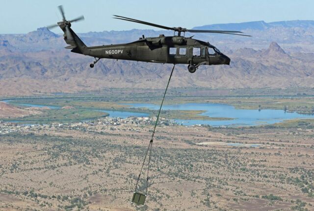 Black Hawk helicopter Flies Autonomous Mission (2)