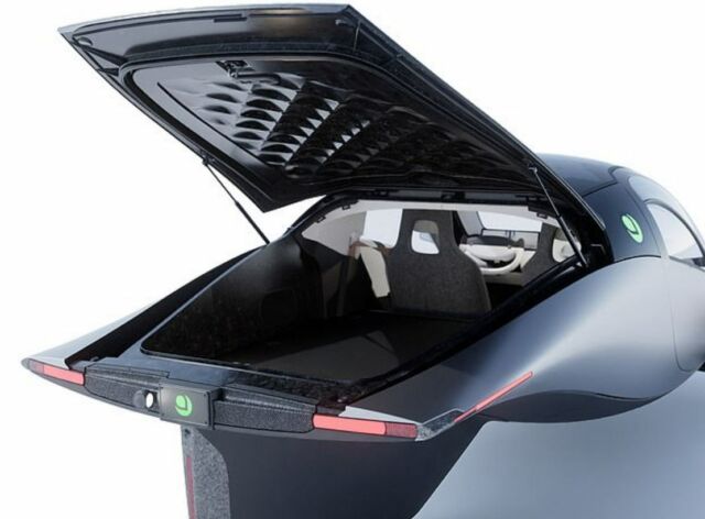 Aperta Launch Edition Solar-Powered EV (7)