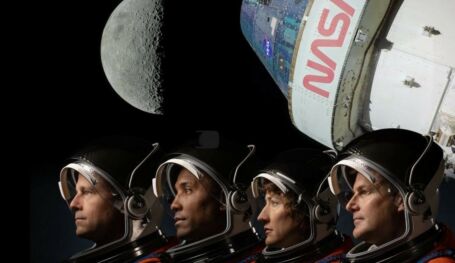 The Astronauts Who will Fly Around the Moon | WordlessTech