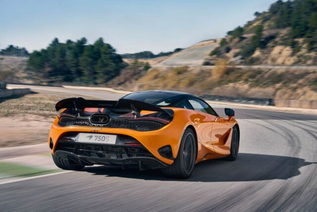 The new McLaren 750S (11)