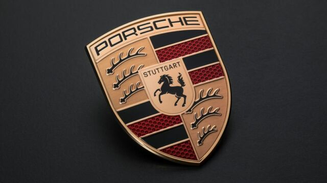 Porsche Modernizes its Crest