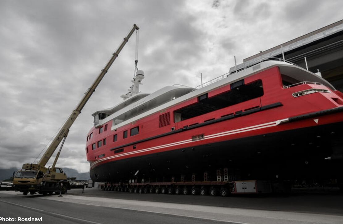 superyacht akula owner