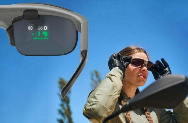 BMW ConnectedRide Motorcycle Smartglasses (4)