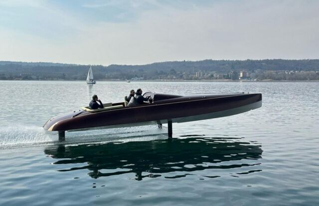 World's Longest-Range Electric Hydrofoil