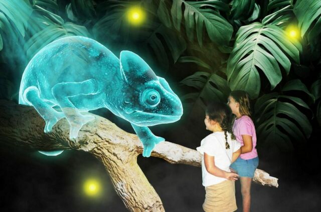 World’s most Futuristic Hologram Zoo (4)