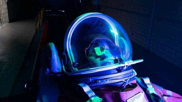 'Astronaut' Moonikin Campos goes sledding