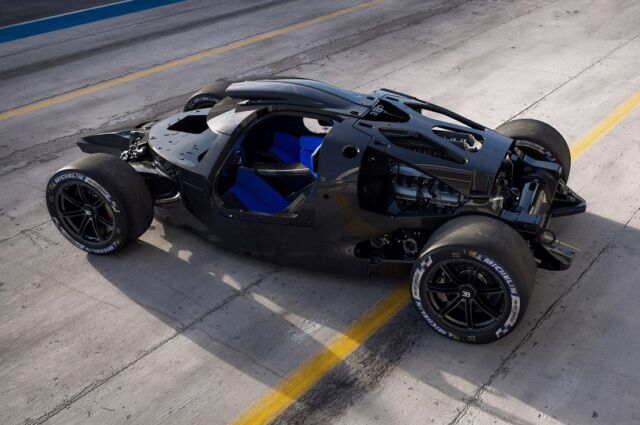 Bugatti Bolide Carbon Fiber Monocoque (8)