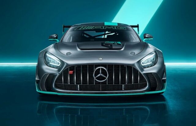 Mercedes-AMG GT2 Pro Race Car (2)