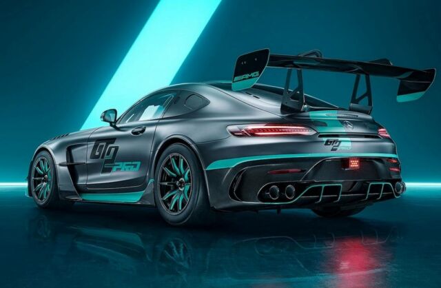 Mercedes-AMG GT2 Pro Race Car (4)