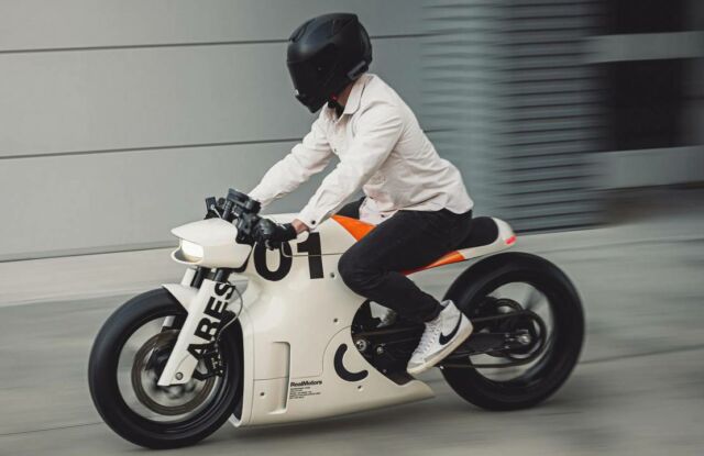 Real Motors Ares Electric Motorcycle (6)