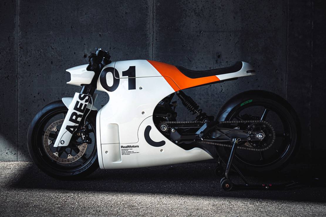 Real Motors Ares Electric Motorcycle (5)