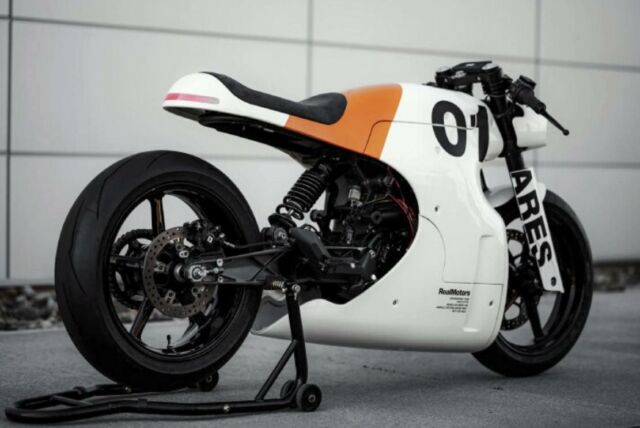 Real Motors Ares Electric Motorcycle (4)