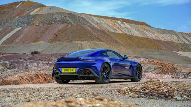 The New Aston Martin Vantage (14)