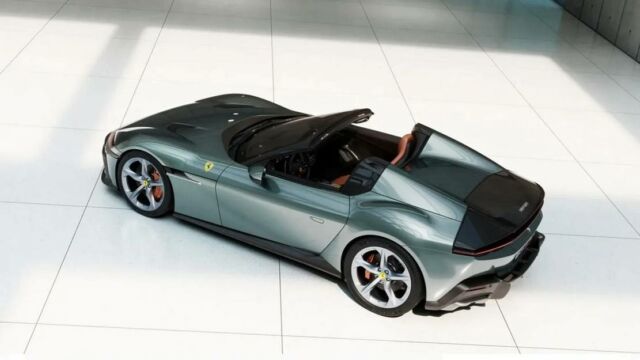 The new Ferrari 12 Cilindri (15)