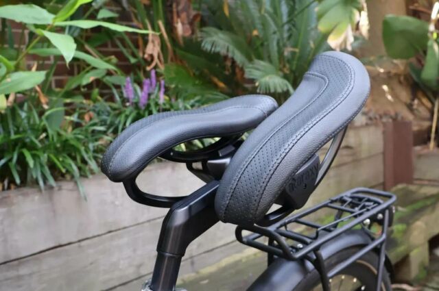 vabsRider Bike Seat moves dynamically with you