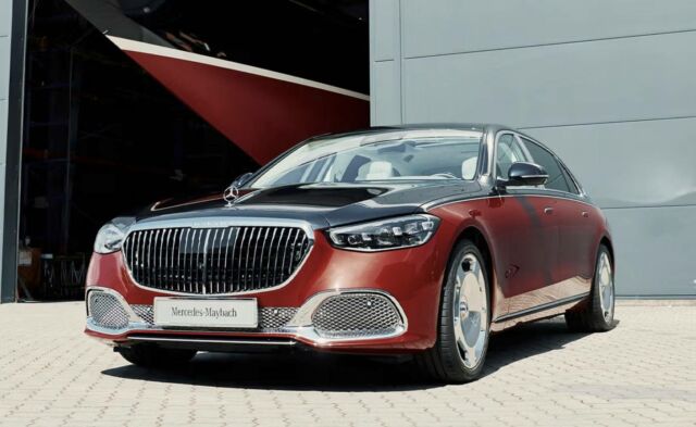 Mercedes-Maybach x Robbe & Berking S-Class (10)